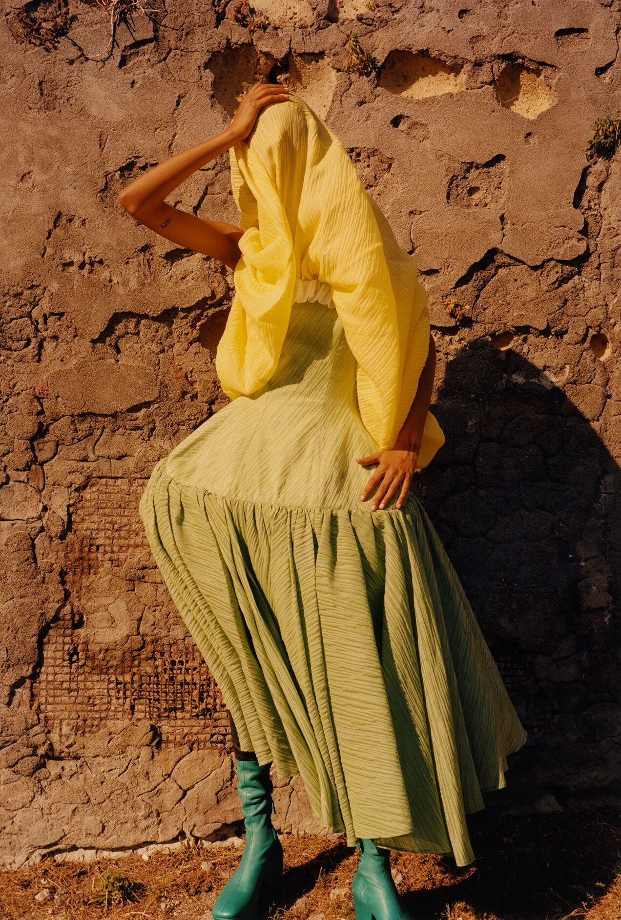 Mona Tougaard & Jean Campbell in Naples by Colin Dodgson — Anne of